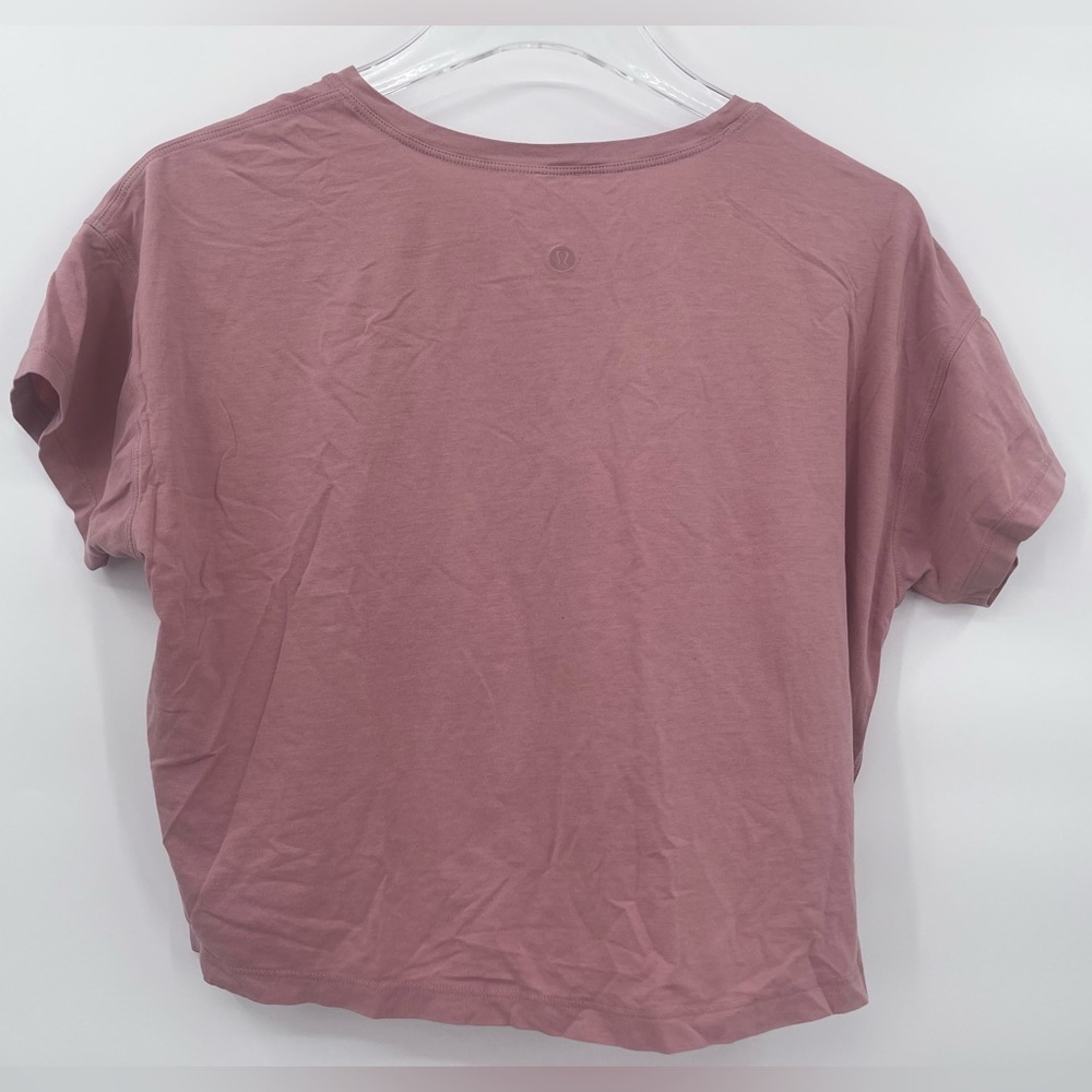 lululemon athletica Pink Crop Top - Picture 2 of 5
